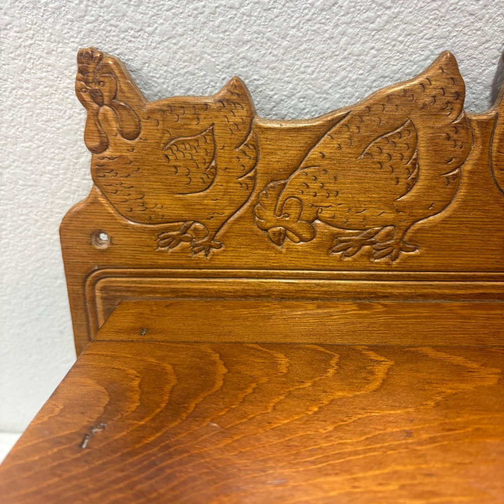 Vintage Carved Wood Chicken Hen Paper Towel Holder Wall Mount Shelf Farmhouse - Picture 7 of 13
